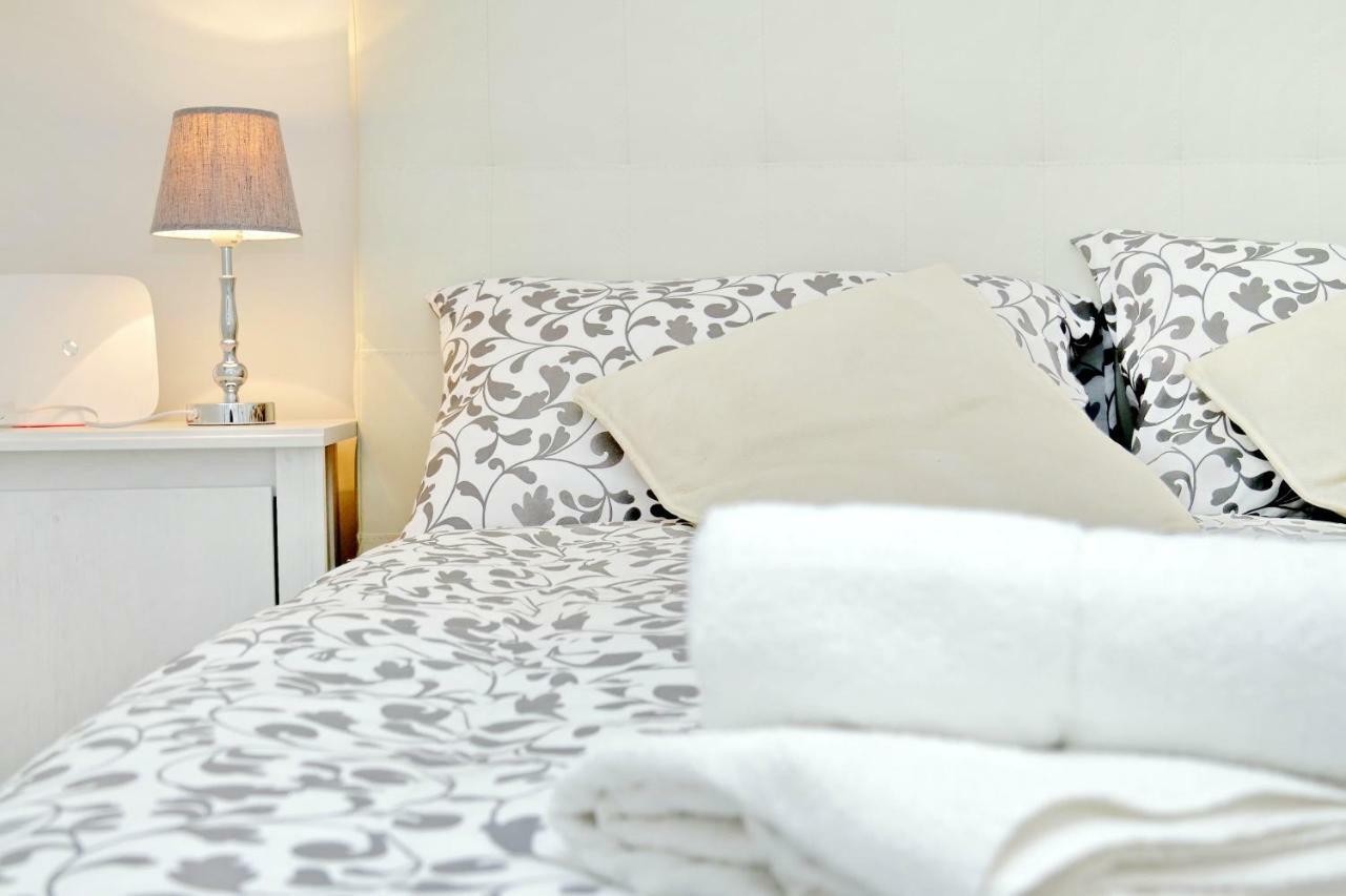 Bbhome Trastevere Station White Chic Apartment Rome Luaran gambar